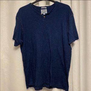 Lucky Brand Henley ❤️